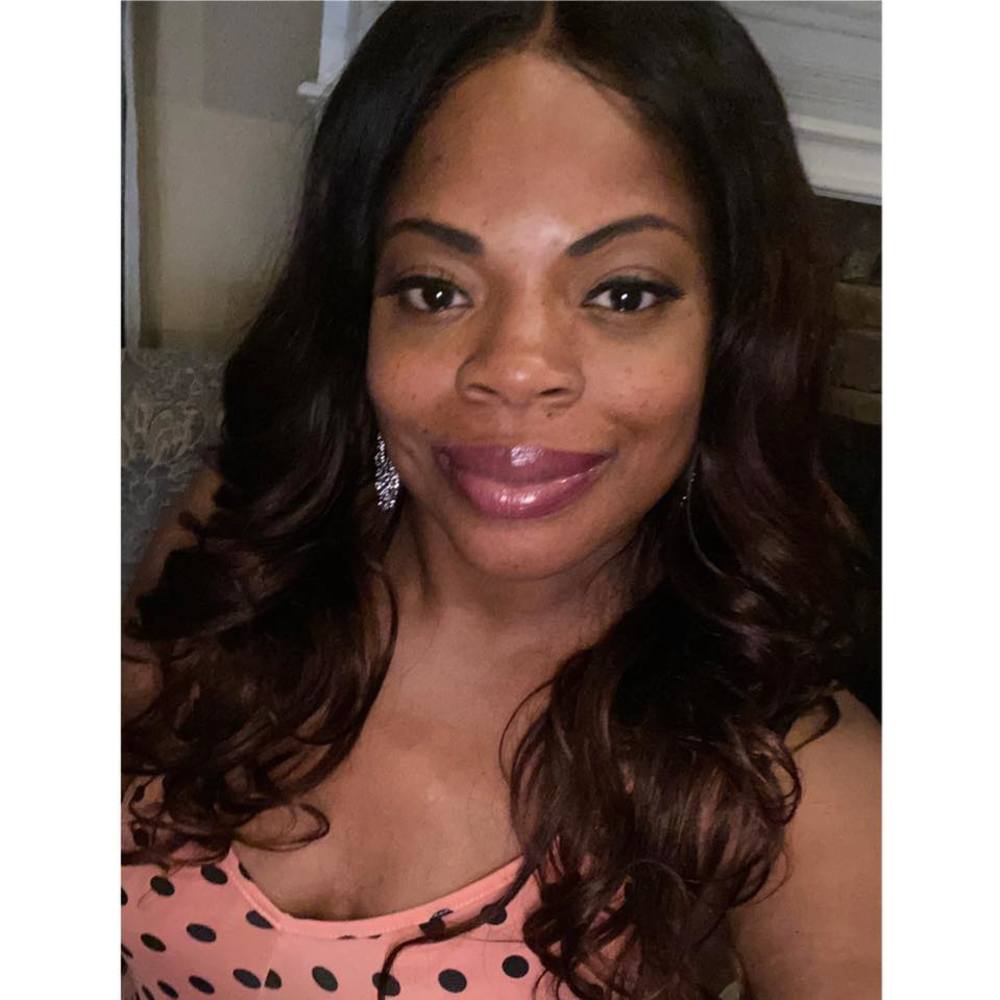 Meet your Posher, Najimah